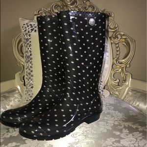 UGG Rainboots